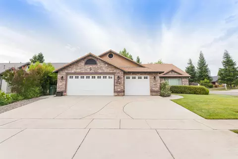 2094 Button Pl, Redding, CA 96002 photo 26