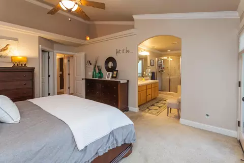 2094 Button Pl, Redding, CA 96002 photo 16