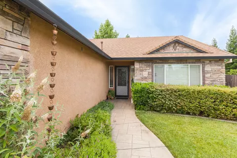 2094 Button Pl, Redding, CA 96002 photo 25