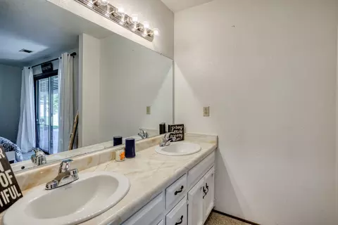 5574 Trish Ct, Redding, CA 96003 photo 25