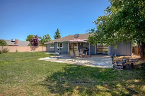 5574 Trish Ct, Redding, CA 96003 photo 34