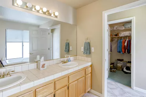 3000 Sunglow Dr, Redding, CA 96001 photo 32