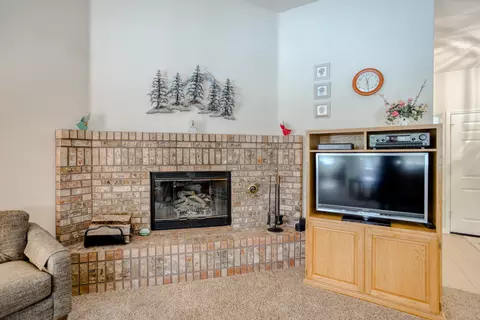 3000 Sunglow Dr, Redding, CA 96001 photo 11