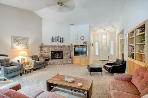 3000 Sunglow Dr, Redding, CA 96001 photo 10