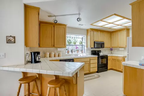 3000 Sunglow Dr, Redding, CA 96001 photo 15
