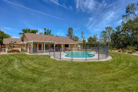 3000 Sunglow Dr, Redding, CA 96001 photo 50