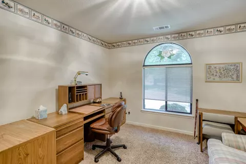 3000 Sunglow Dr, Redding, CA 96001 photo 23