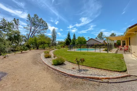 3000 Sunglow Dr, Redding, CA 96001 photo 53