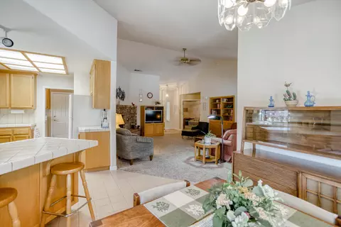 3000 Sunglow Dr, Redding, CA 96001 photo 14