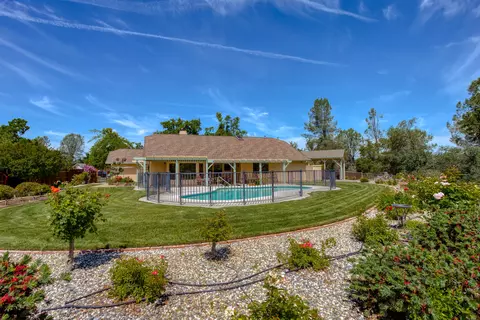 3000 Sunglow Dr, Redding, CA 96001 photo 51