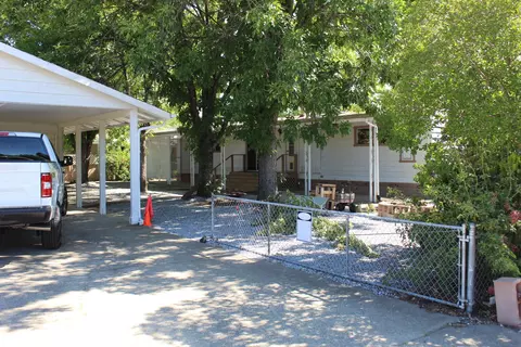 1000 Valli Ct, Redding, CA 96003 photo 4