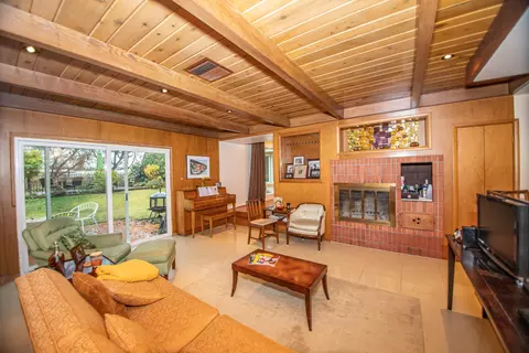 2215 Canal Dr, Redding, CA 96001 photo 7