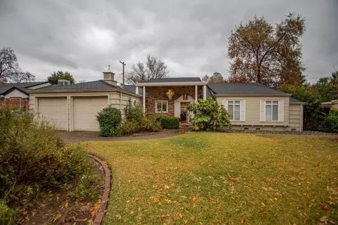2215 Canal Dr, Redding, CA 96001 photo 1
