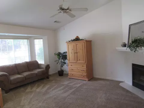 1920 Chiella Ln, Redding, CA 96002 photo 8