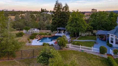15667 Sol Semete Trl, Redding, CA 96001 photo 6