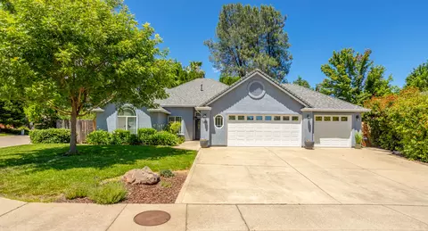 5802 Norwich Ct, Redding, CA 96003 photo 1