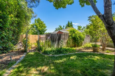 5802 Norwich Ct, Redding, CA 96003 photo 28