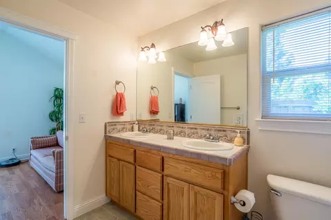 5802 Norwich Ct, Redding, CA 96003 photo 22