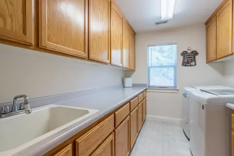 5802 Norwich Ct, Redding, CA 96003 photo 23