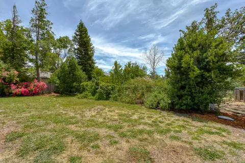 3431 Sunglow Dr, Redding, CA 96001 photo 25