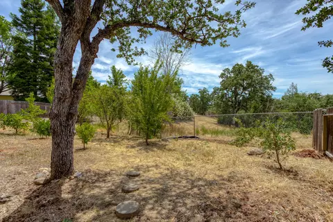 3431 Sunglow Dr, Redding, CA 96001 photo 26