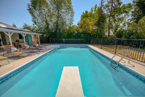 3431 Sunglow Dr, Redding, CA 96001 photo 18