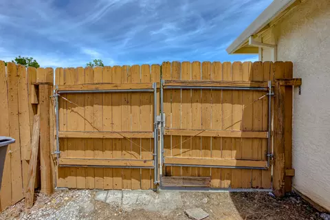 3431 Sunglow Dr, Redding, CA 96001 photo 28