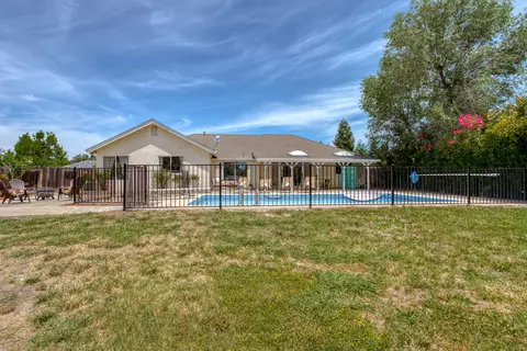 3431 Sunglow Dr, Redding, CA 96001 photo 69