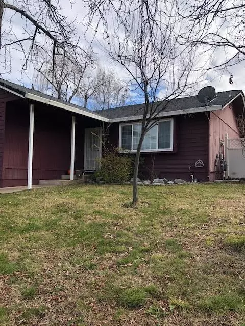 2213 Jessica Way, Redding, CA 96002 photo 2