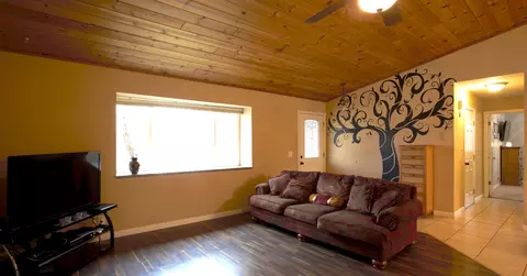 2213 Jessica Way, Redding, CA 96002 photo 3