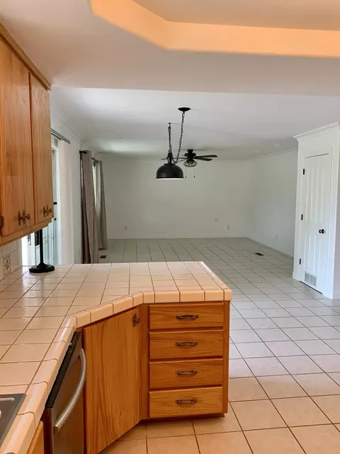 2833 Starlight Blvd, Redding, CA 96001 photo 13