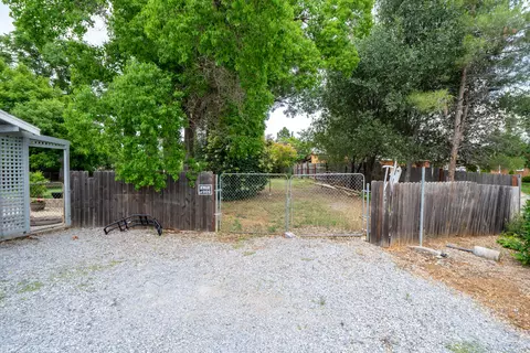 4957 Amanda Dr, Redding, CA 96002 photo 9