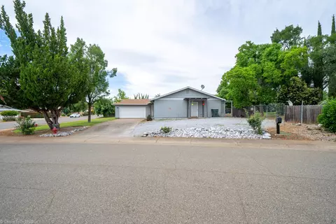 4957 Amanda Dr, Redding, CA 96002 photo 5