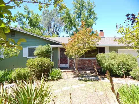 4740 Rocky Ridge Ct, Redding, CA 96001 photo 3