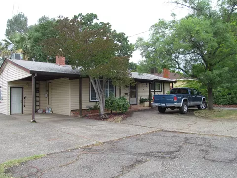 742 Ridge Rd, Redding, CA 96003 photo 1