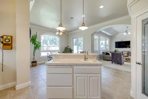 2106 Lafayette Ct, Redding, CA 96003 photo 6