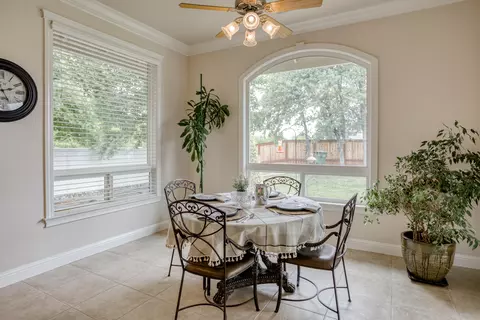 2106 Lafayette Ct, Redding, CA 96003 photo 11