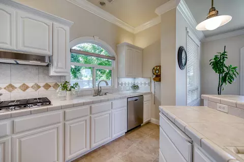 2106 Lafayette Ct, Redding, CA 96003 photo 7