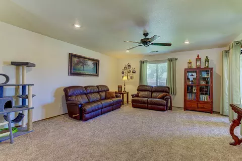 4092 Riverview Dr, Redding, CA 96001 photo 10