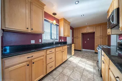 488 Rome Ave, Redding, CA 96001 photo 6