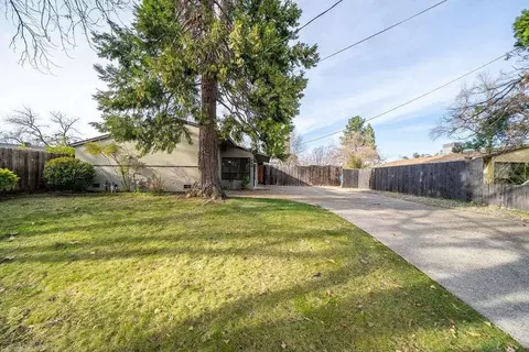 488 Rome Ave, Redding, CA 96001 photo 2