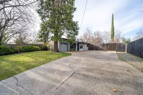 488 Rome Ave, Redding, CA 96001 photo 17