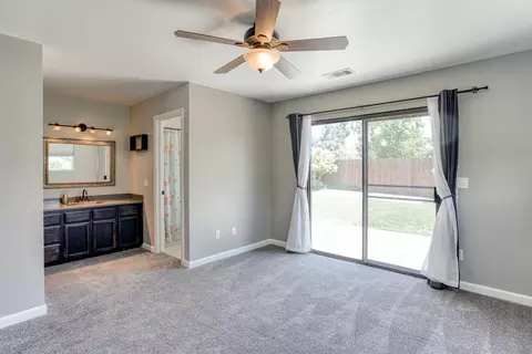 897 Wingsetter Ct, Redding, CA 96003 photo 14