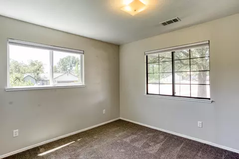 897 Wingsetter Ct, Redding, CA 96003 photo 12