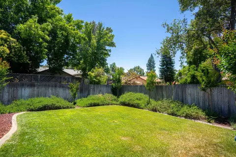 1825 Breckenwood Dr, Redding, CA 96002 photo 19