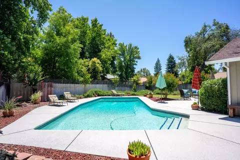 1825 Breckenwood Dr, Redding, CA 96002 photo 24