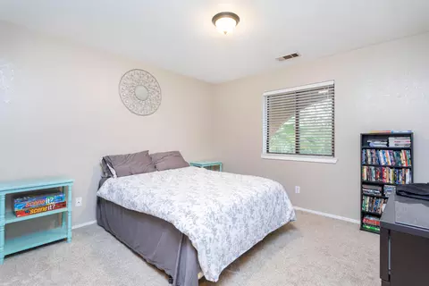 419 Rivella Vista Dr, Redding, CA 96001 photo 20