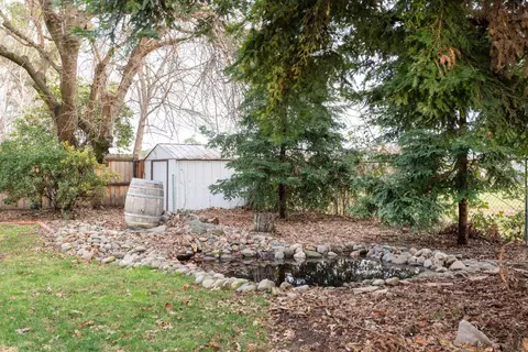 419 Rivella Vista Dr, Redding, CA 96001 photo 10