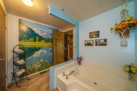 20083 Sunrise Dr, Redding, CA 96003 photo 43