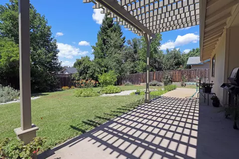 1904 Marlene Ave, Redding, CA 96002 photo 16